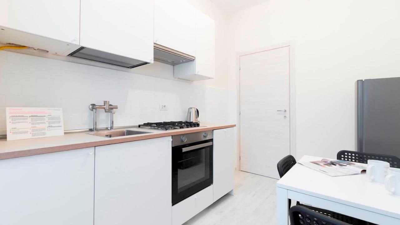 Italianway - Puccini 3 Apartment Monza Bagian luar foto