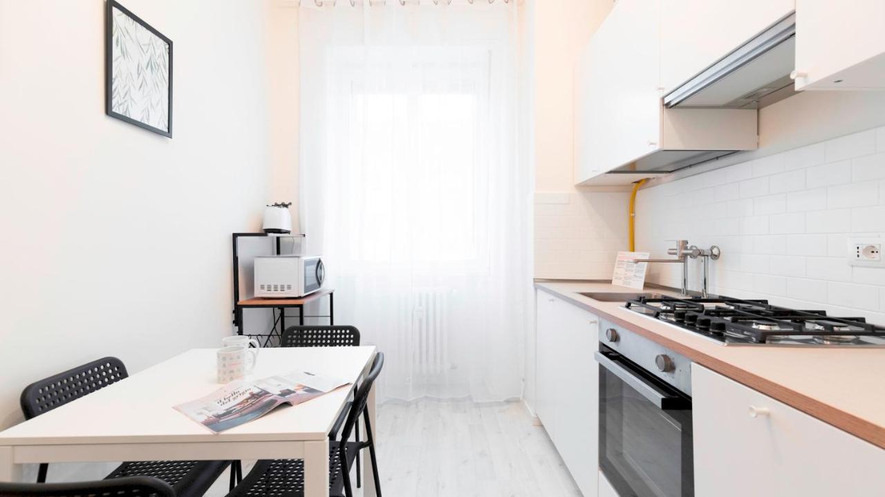 Italianway - Puccini 3 Apartment Monza Bagian luar foto