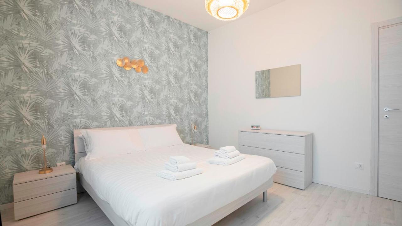 Italianway - Puccini 3 Apartment Monza Bagian luar foto